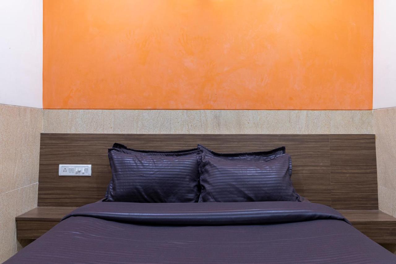 Hotel Sankalp Нави Мумбаи Экстерьер фото